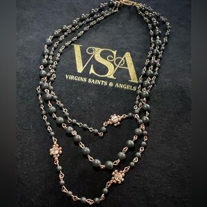 VIRGINS SAINTS & ANGELS- VNTG, gold, black 6&4 mm beaded Magdalena necklace.